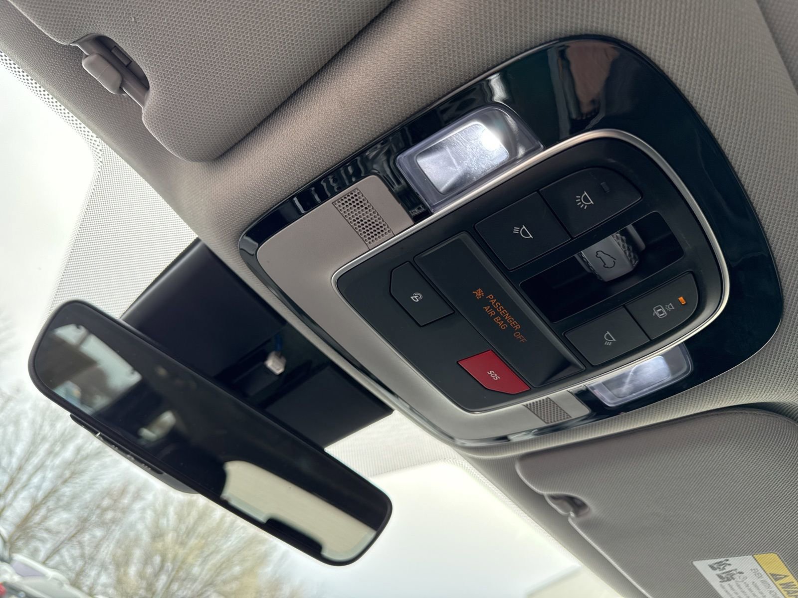 Certified 2022 Hyundai Santa Fe SEL w/ Convenience + Premium Package image 29