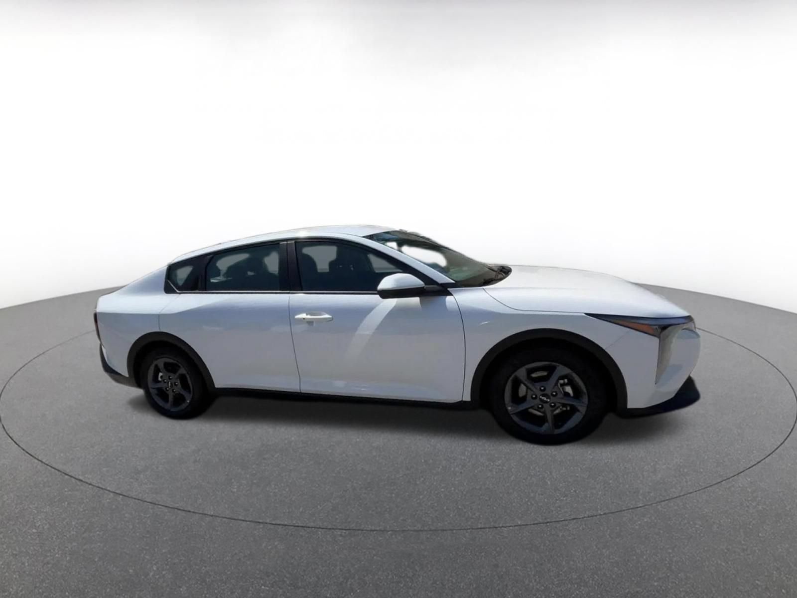 Used 2025 Kia K4 FWD video 2