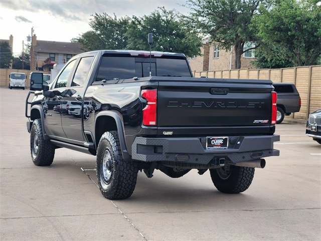 Used 2025 Chevrolet Silverado 2500 ZR2 w/ Technology Package AWD/4WD image 3