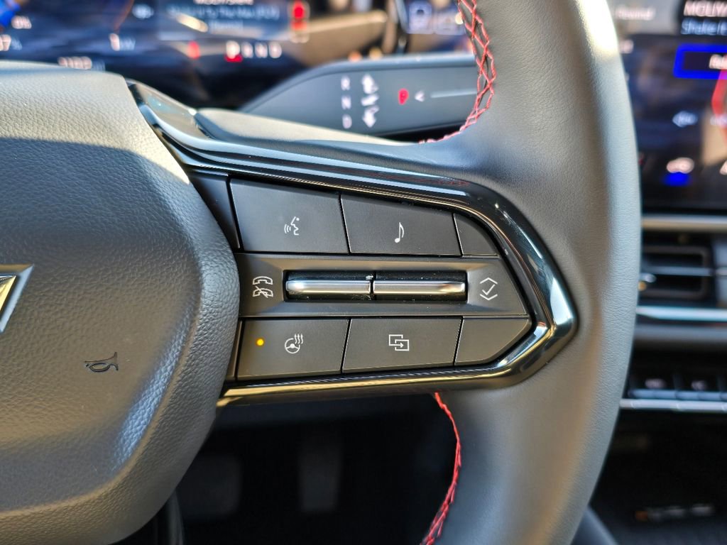 Certified 2025 Chevrolet Equinox EV RS image 21