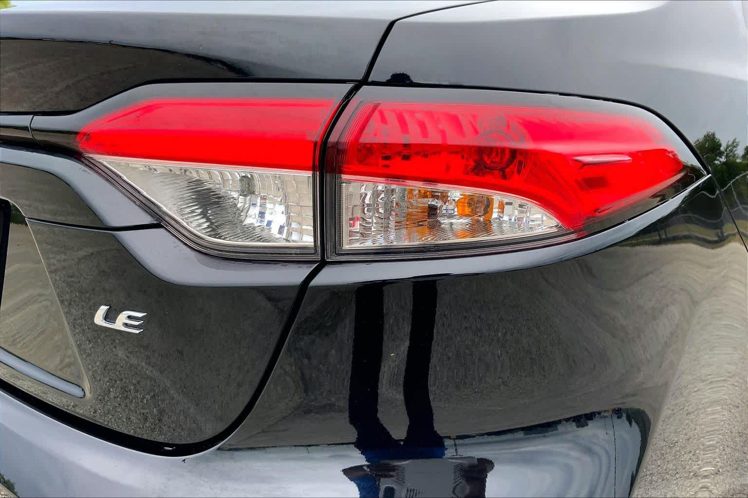 Certified 2026 Toyota Corolla LE FWD image 30