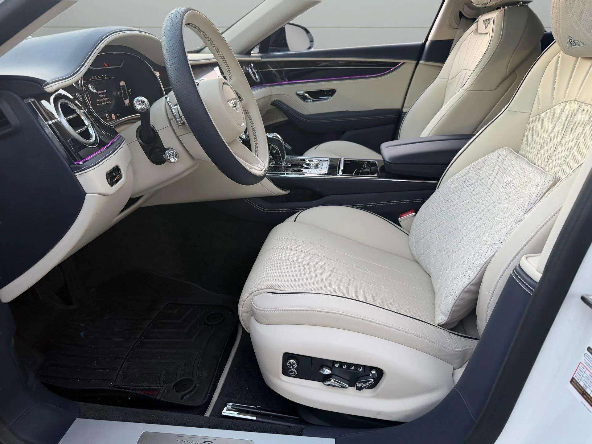Used 2024 Bentley Flying Spur V8 image 44