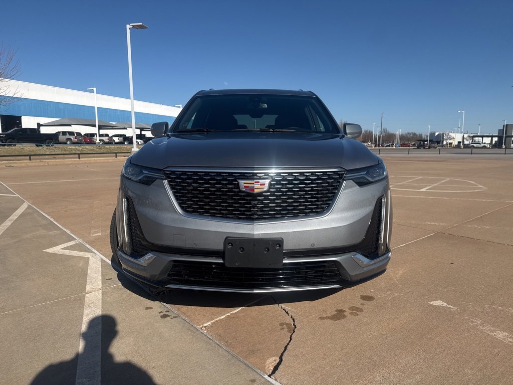 Certified 2025 Cadillac XT6 Premium Luxury image 11