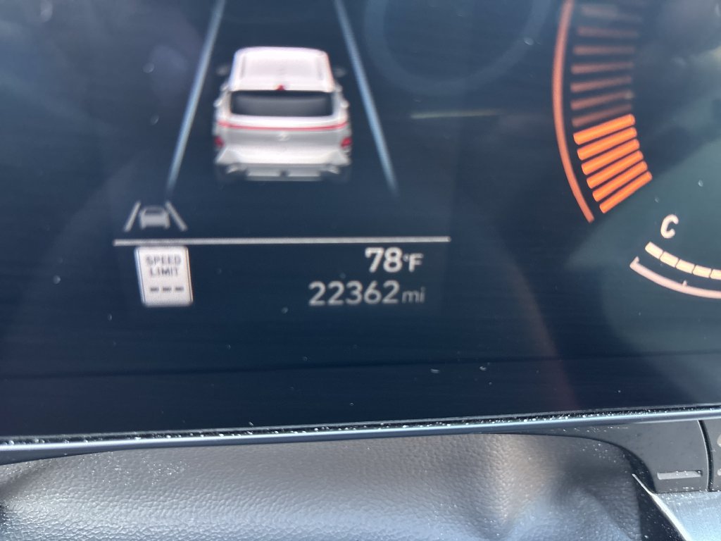 Used 2025 Hyundai Kona SEL FWD image 16