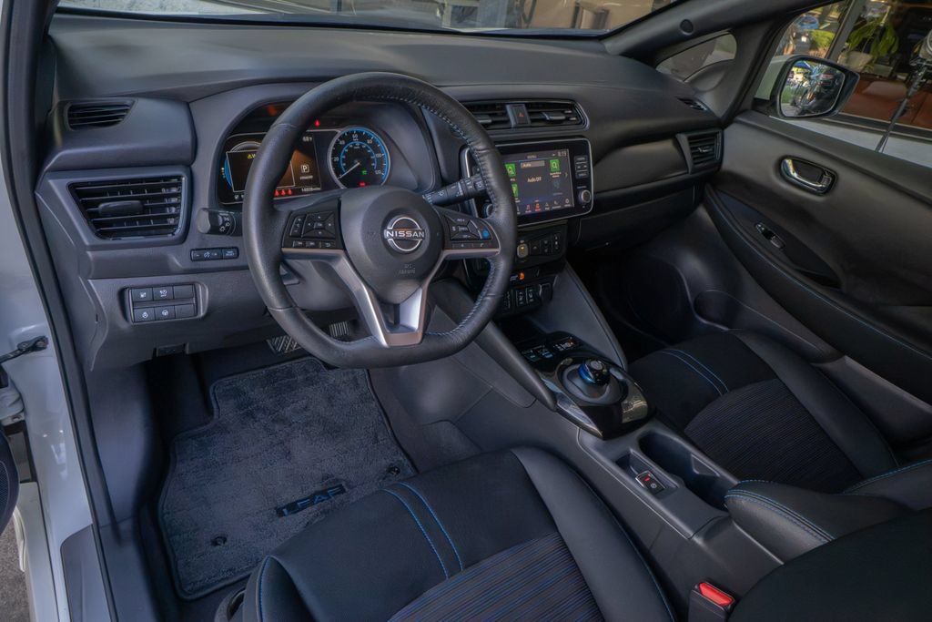 Used 2024 Nissan Leaf SV Plus FWD image 9