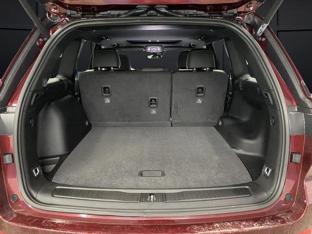 New 2026 Jeep Grand Cherokee Altitude image 15