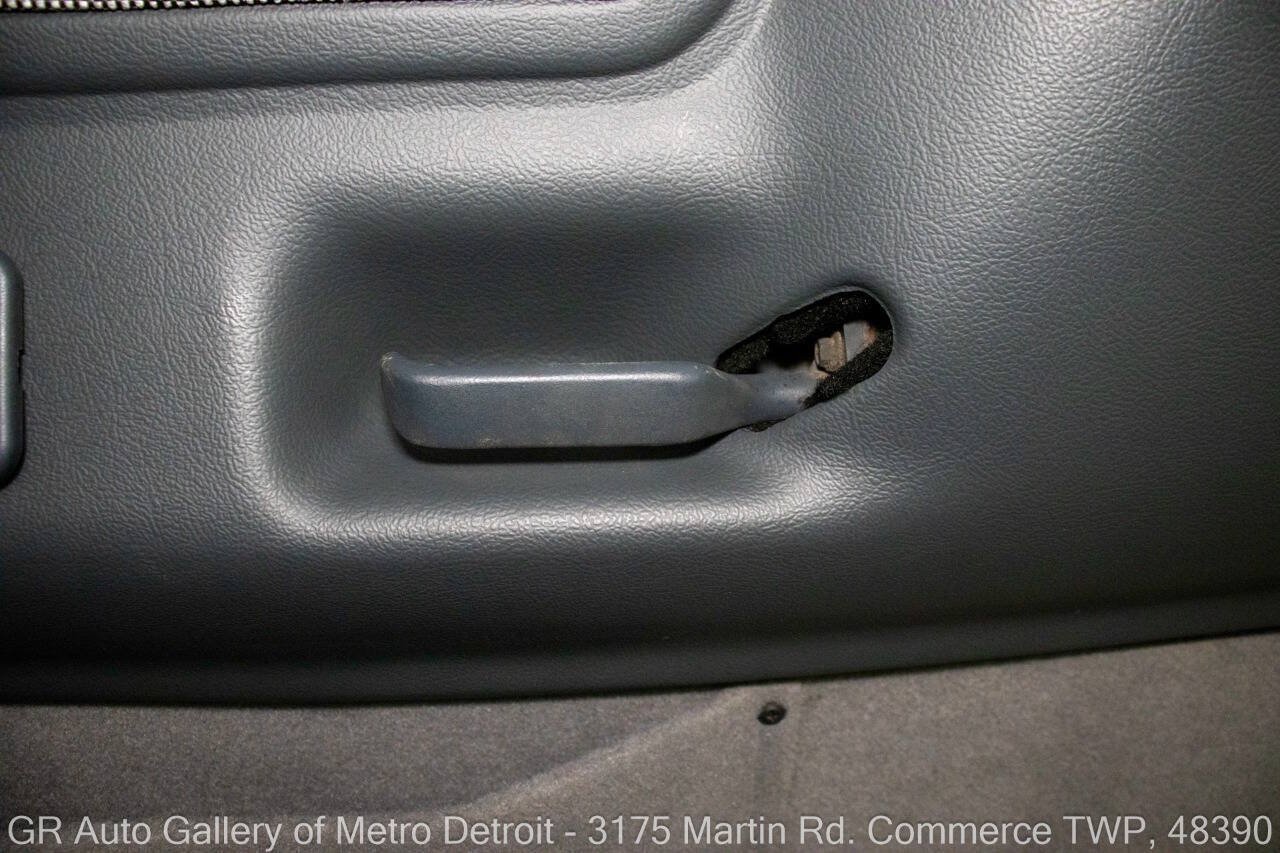 Used 1989 Ford Bronco AWD/4WD image 38