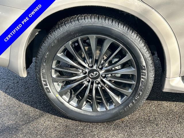 Certified 2024 INFINITI QX80 Sensory image 11