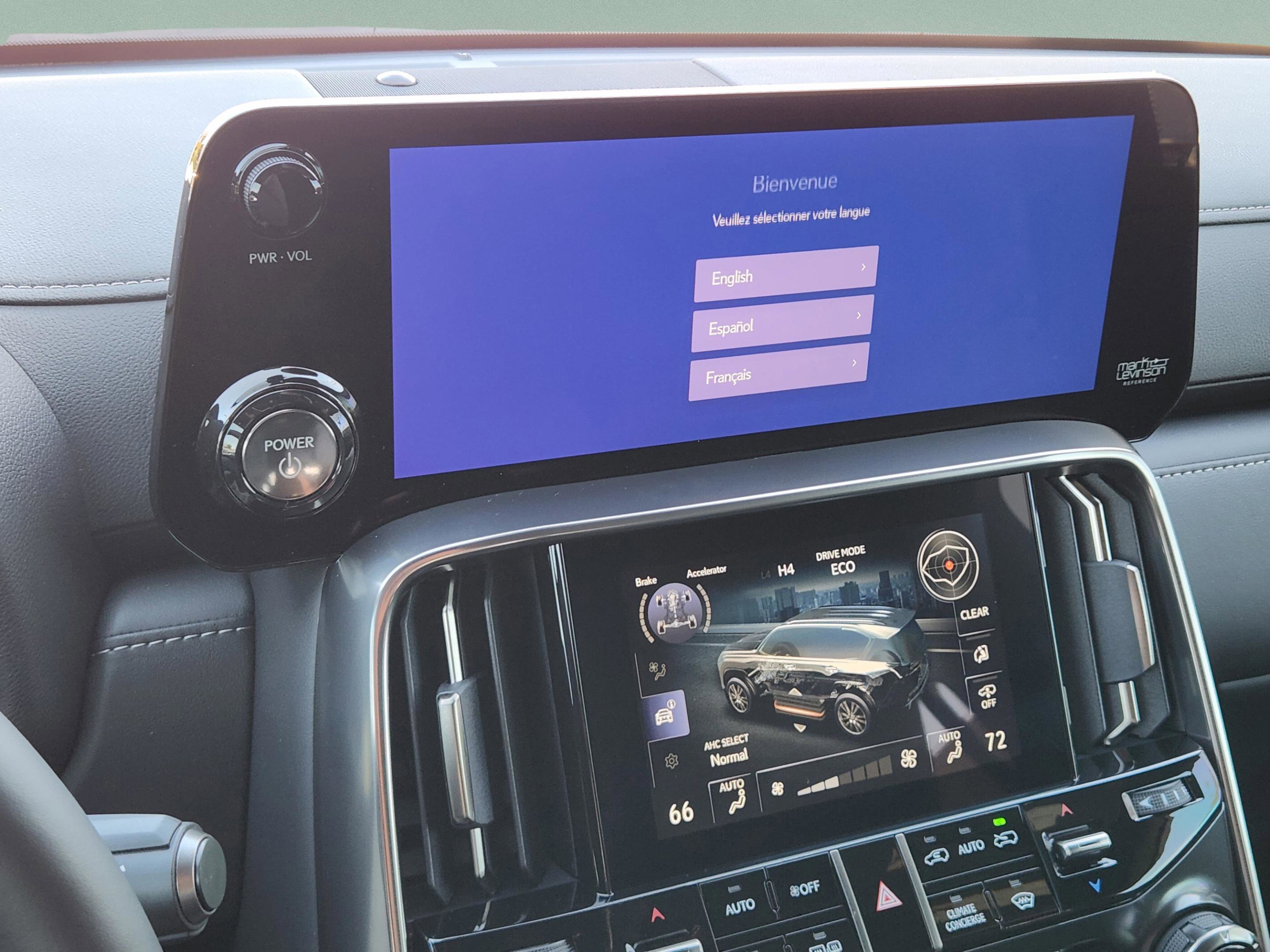 New 2026 Lexus LX 700h Luxury image 13