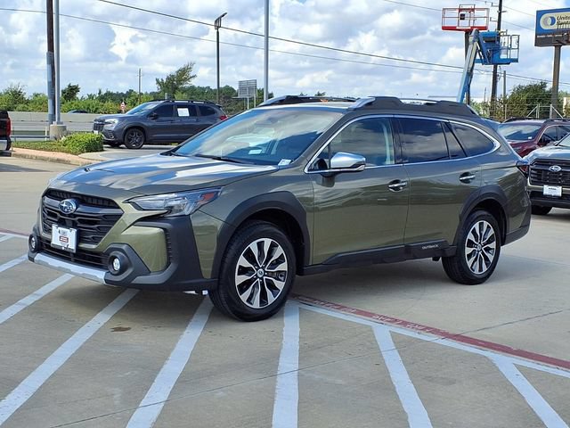 Certified 2025 Subaru Outback Touring AWD/4WD image 3