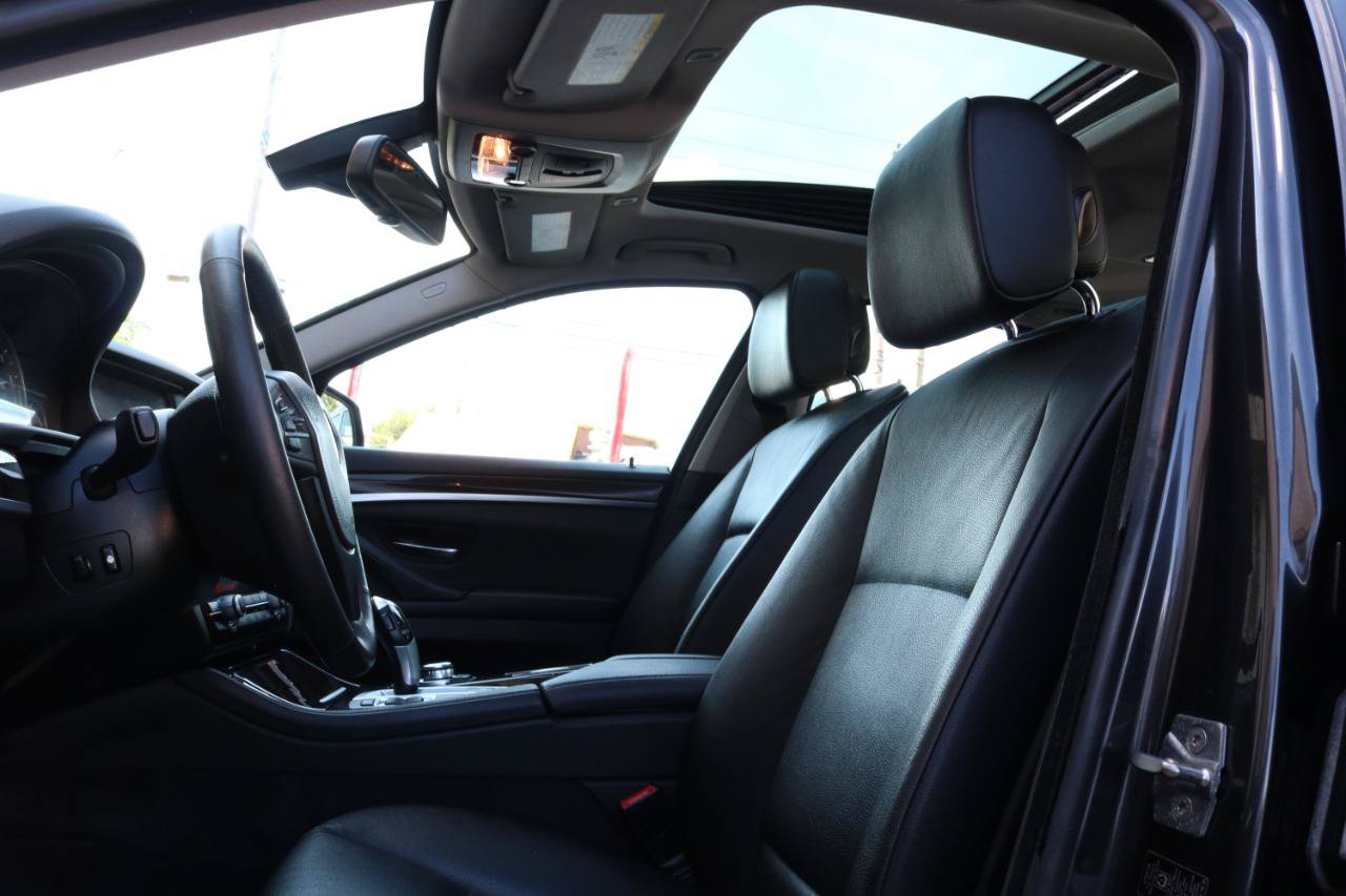 Used 2012 BMW 535i xDrive Sedan AWD/4WD image 15