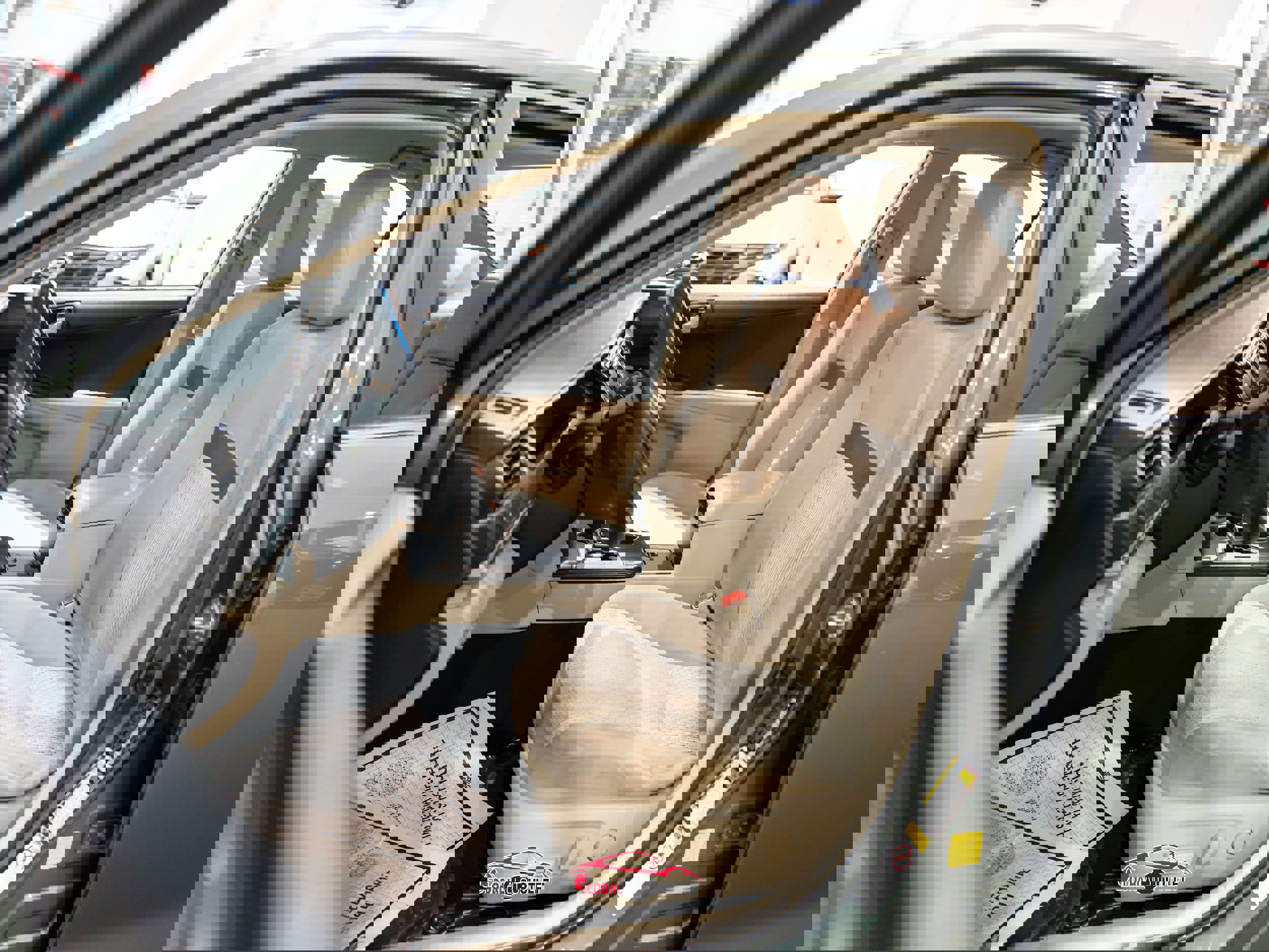 Used 2013 Toyota Camry LE image 16