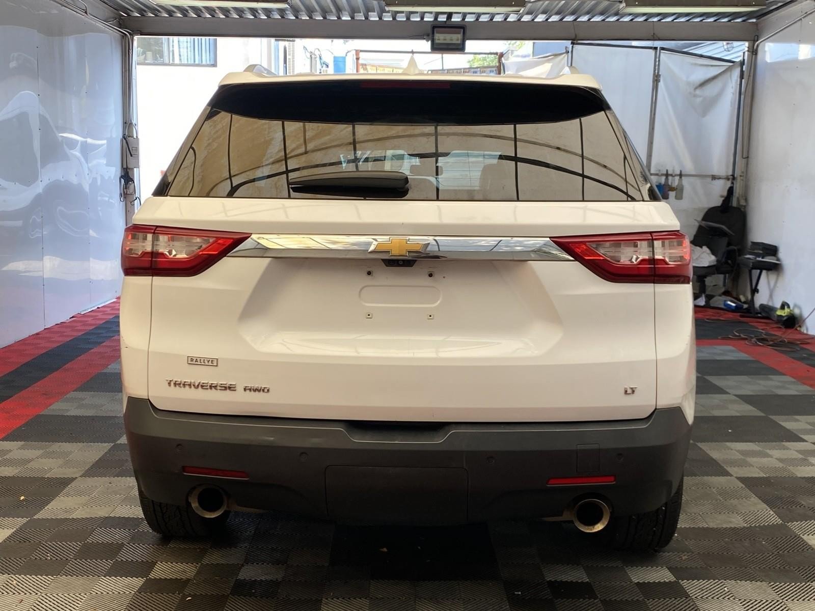 Used 2018 Chevrolet Traverse LT AWD/4WD image 5