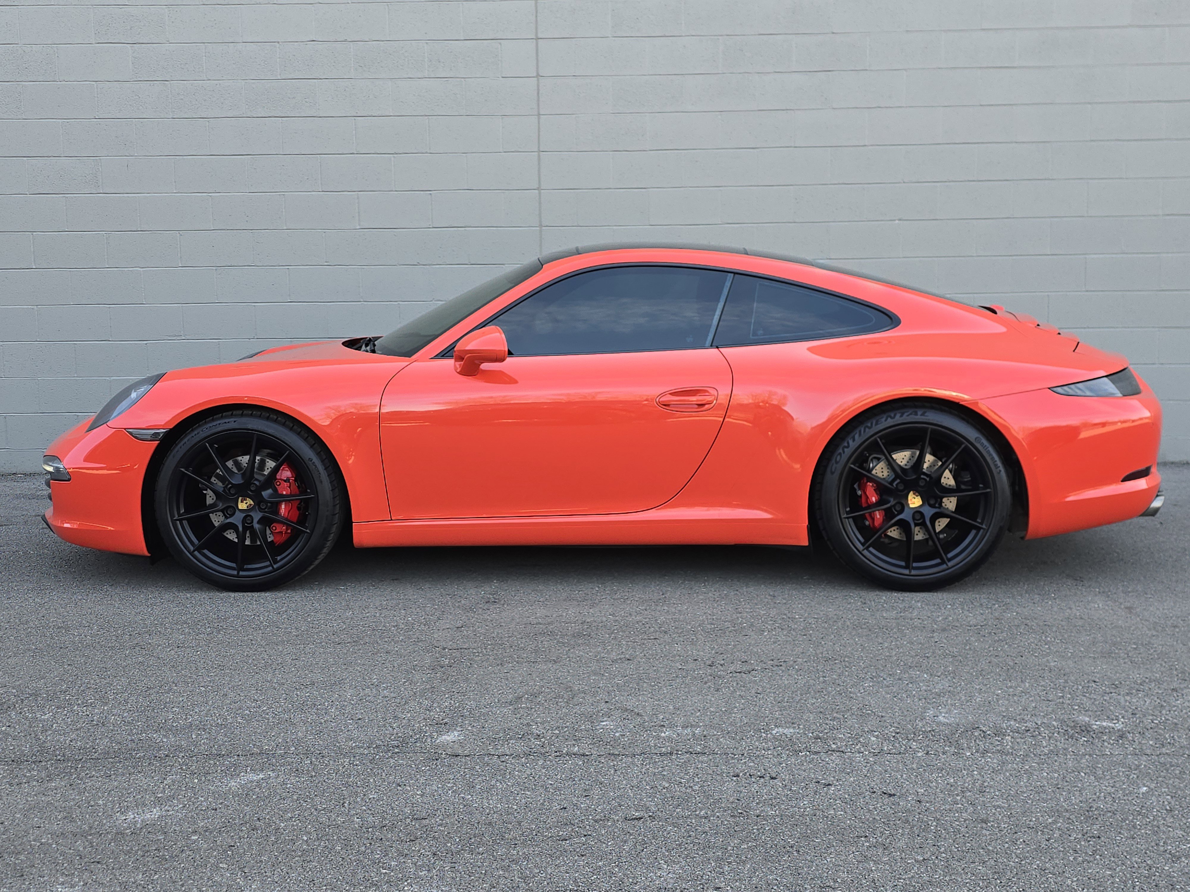 Used 2016 Porsche 911 Carrera S image 2