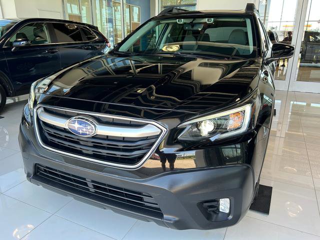 Used 2020 Subaru Outback Premium w/ Popular Package #1 AWD/4WD image 3