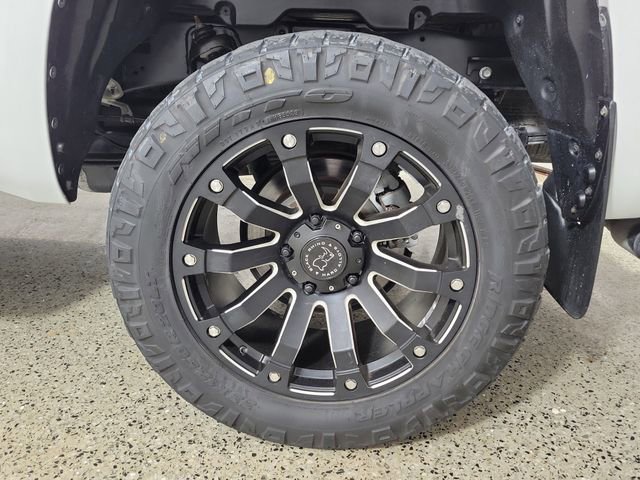 Used 2021 Toyota Tundra Platinum image 8