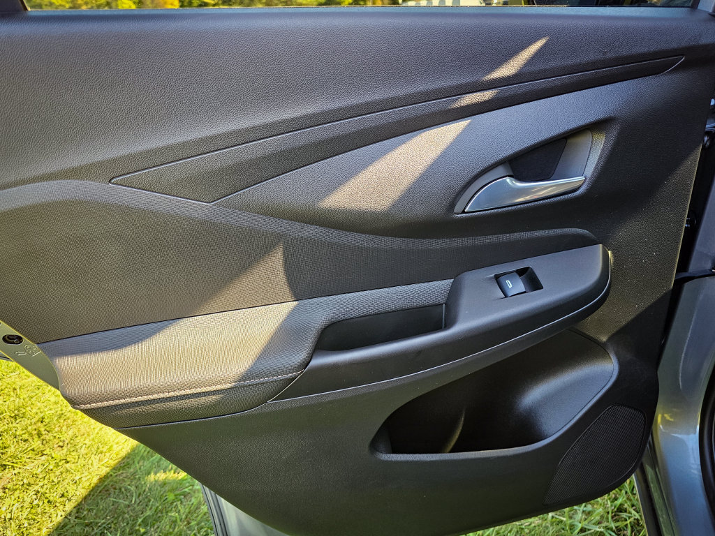 Used 2024 Buick Envista Avenir FWD image 32