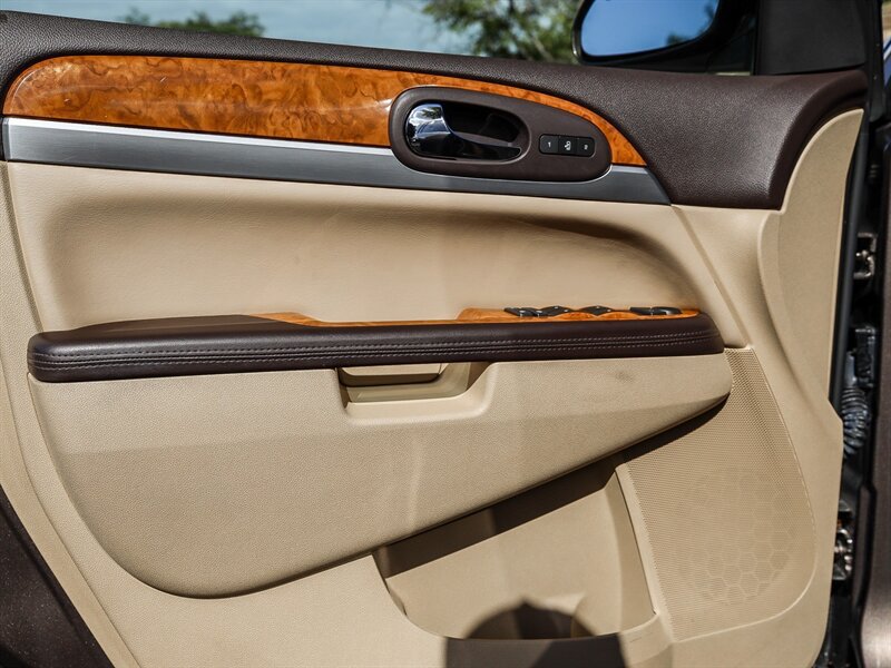 Used 2011 Buick Enclave CXL FWD image 26