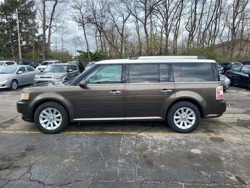 Used 2011 Ford Flex SEL w/ Rapid Spec Order Code image 6
