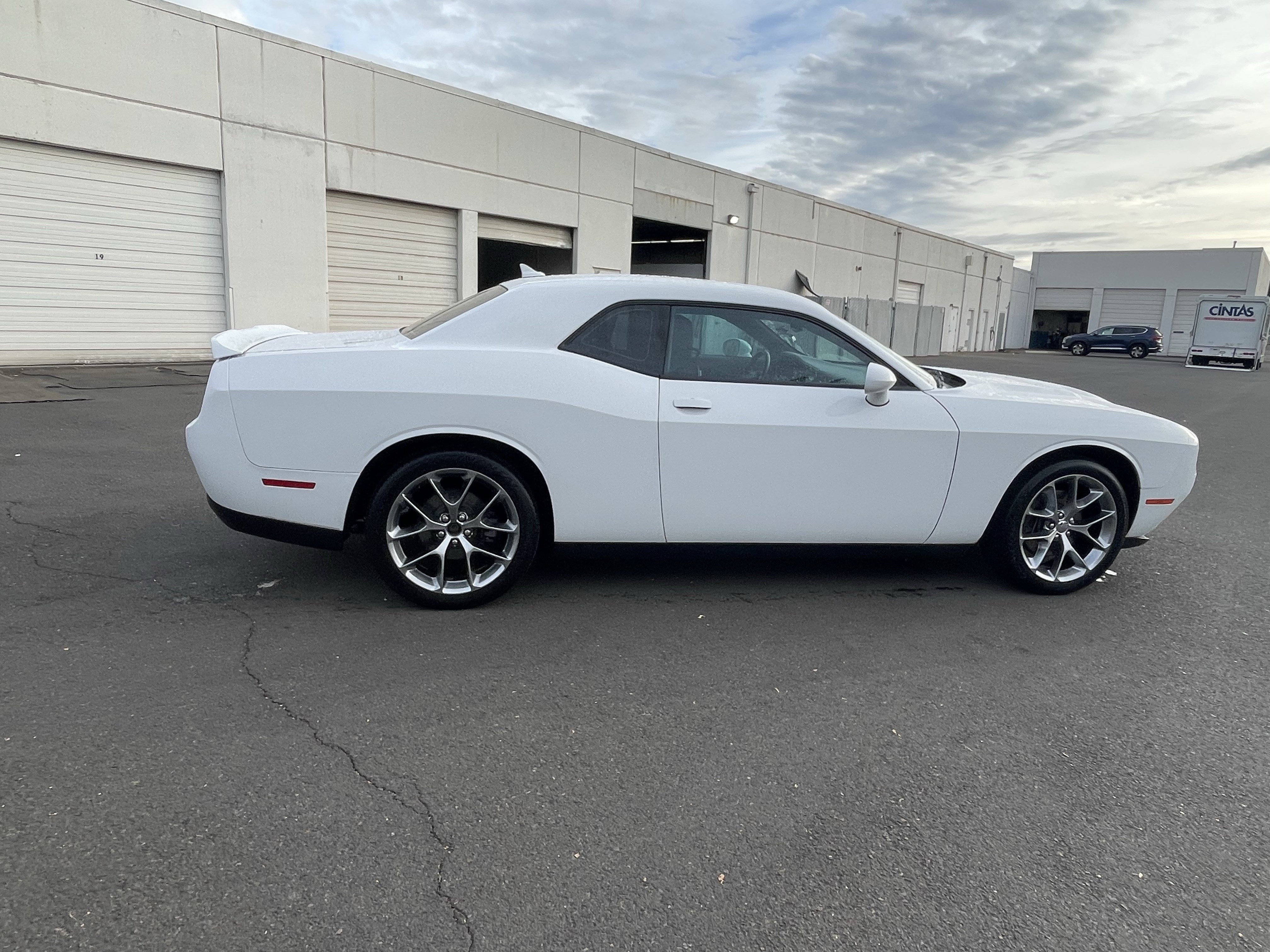 Used 2020 Dodge Challenger SXT w/ Plus Package RWD image 6