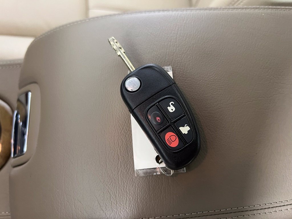 Used 2004 Jaguar S-TYPE 4.2 RWD image 35