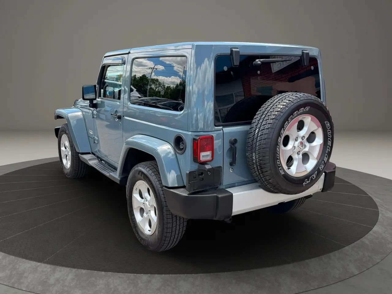 Used 2014 Jeep Wrangler Sahara w/ Connectivity Group AWD/4WD image 7