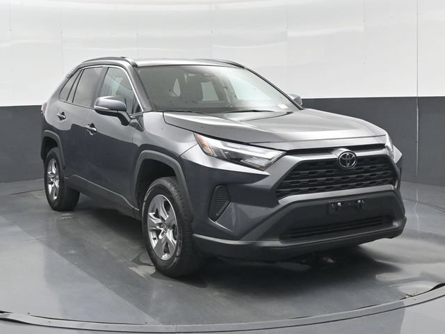 Used 2025 Toyota RAV4 XLE AWD/4WD video 1