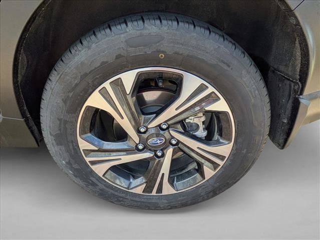Used 2024 Subaru Crosstrek 2.0i Premium AWD/4WD image 9