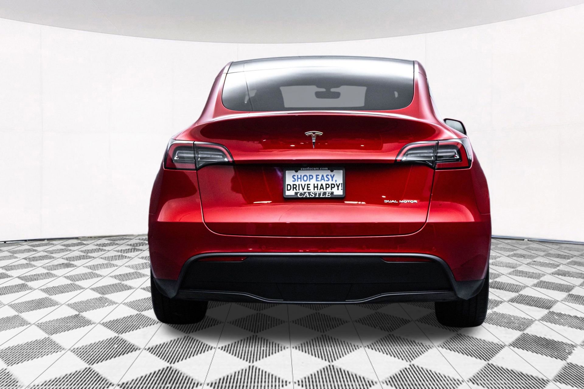 Used 2022 Tesla Model Y Long Range image 9