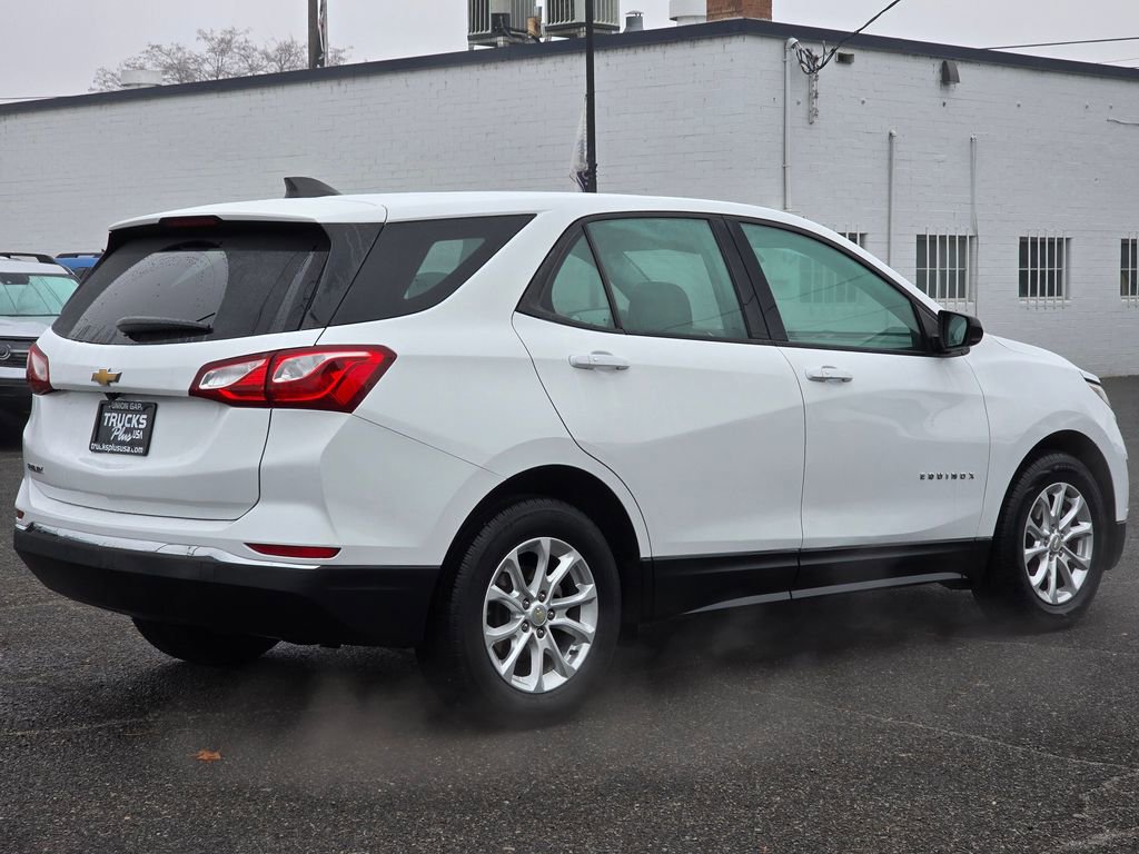 Used 2018 Chevrolet Equinox LS image 5