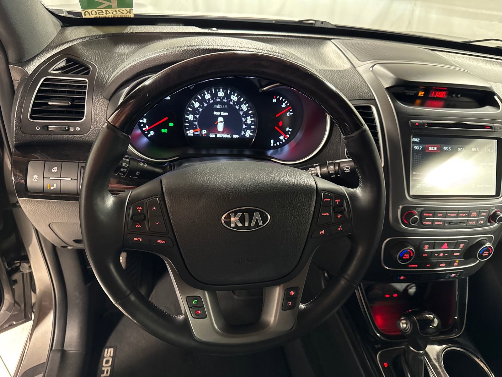 Used 2014 Kia Sorento SX w/ 3rd Row Package FWD image 19