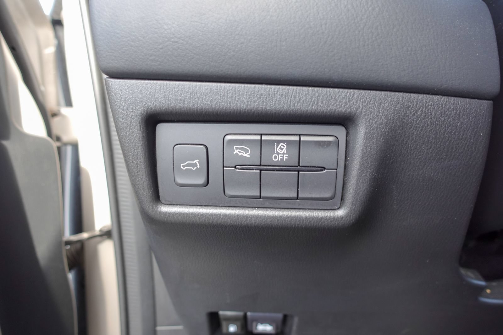 Used 2025 MAZDA CX-5 AWD 2.5 S w/ Preferred Package image 18