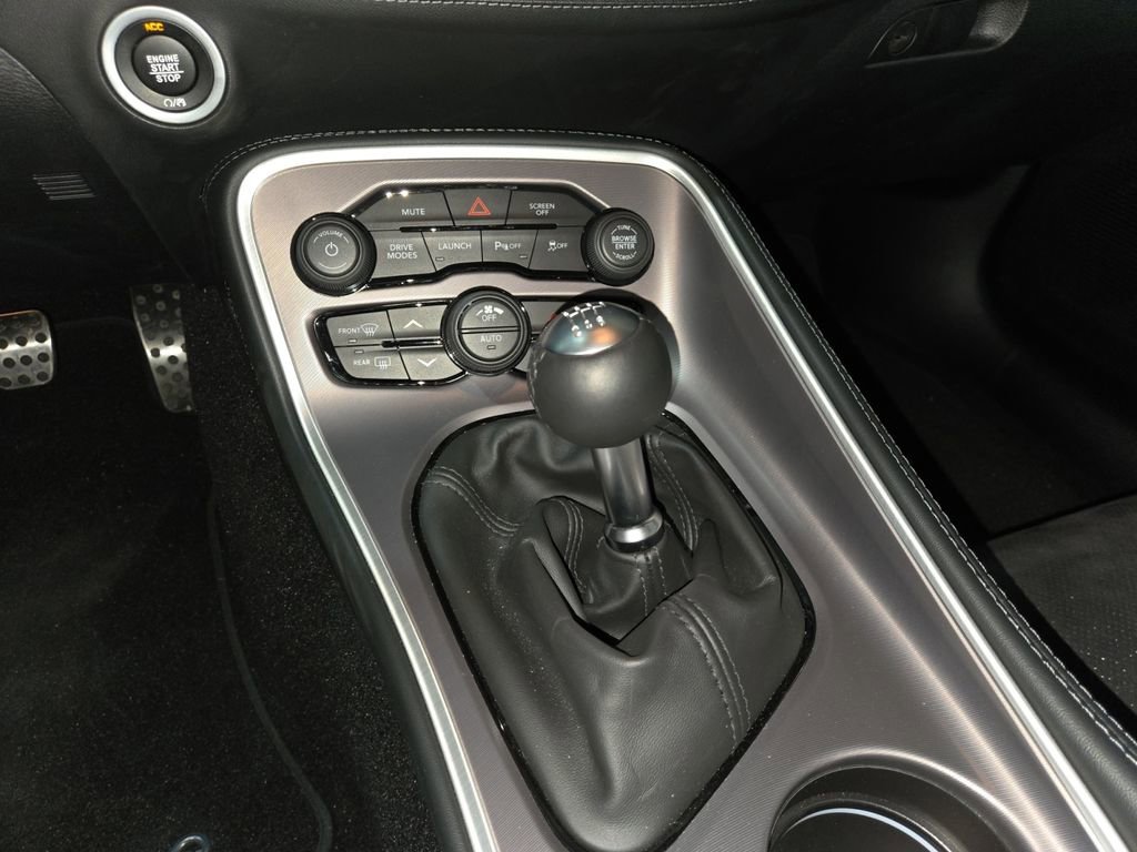 Used 2022 Dodge Challenger R/T Scat Pack w/ Dynamics Package image 19