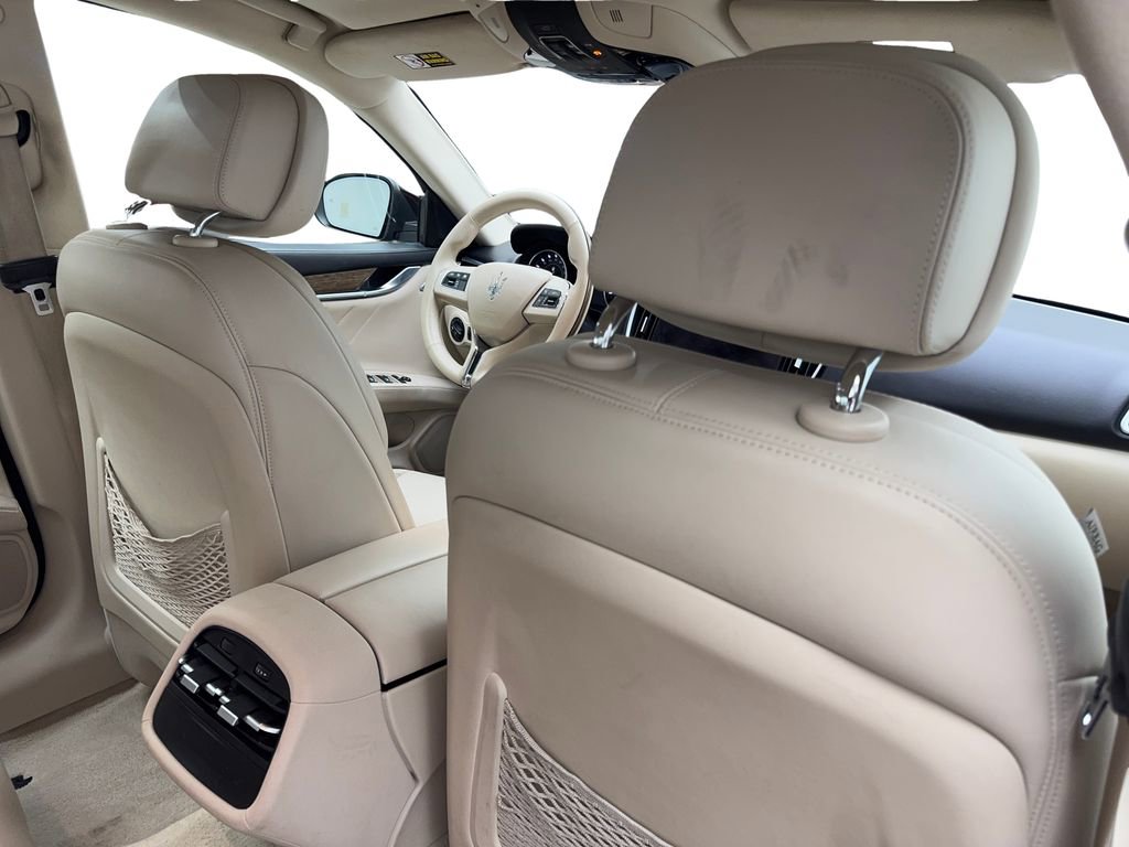 Used 2021 Maserati Ghibli image 41