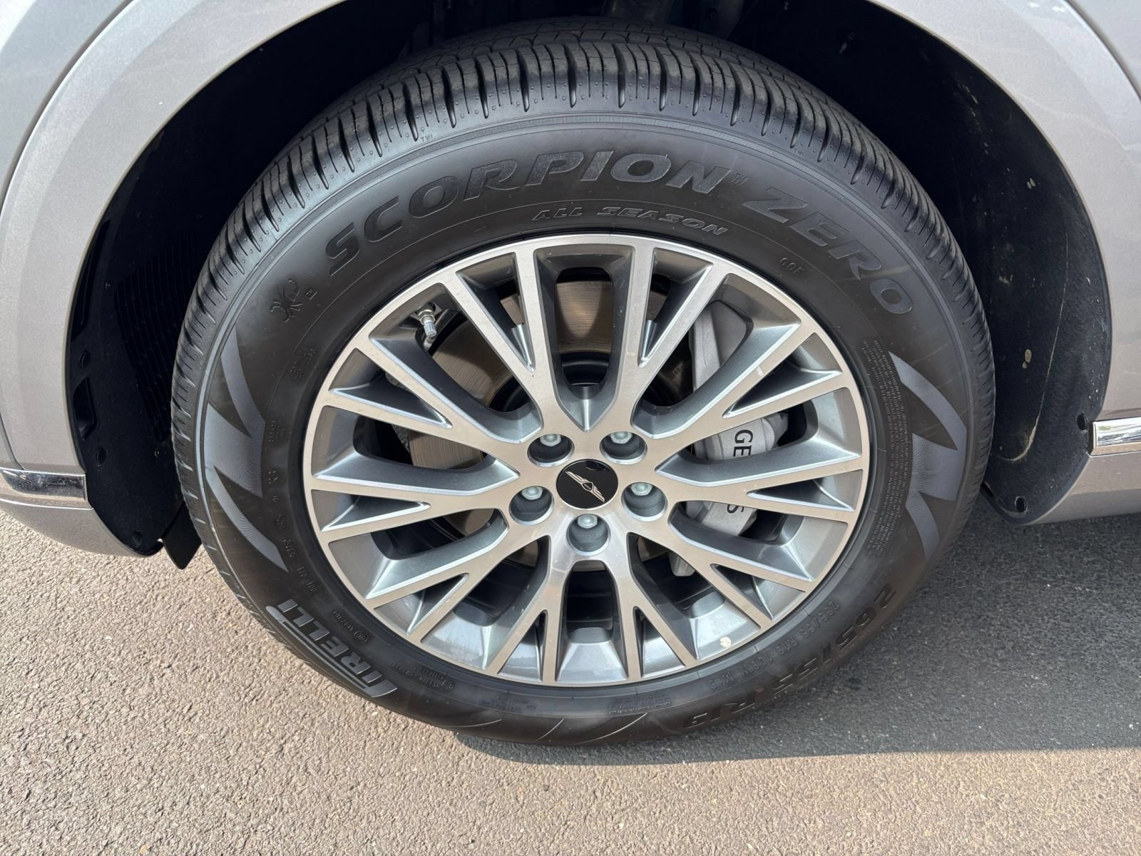 Used 2026 Genesis GV80 2.5T AWD/4WD image 32