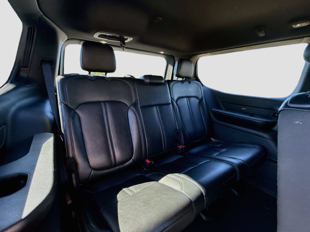 Used 2024 Jeep Wagoneer Series II RWD image 37