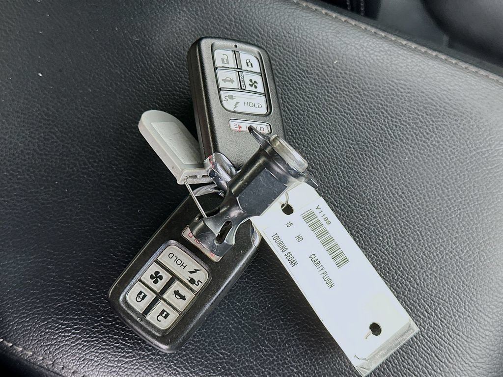 Used 2018 Honda Clarity Touring image 35