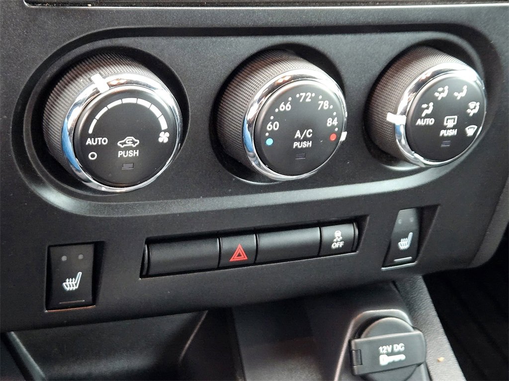 Used 2014 Dodge Challenger R/T image 20