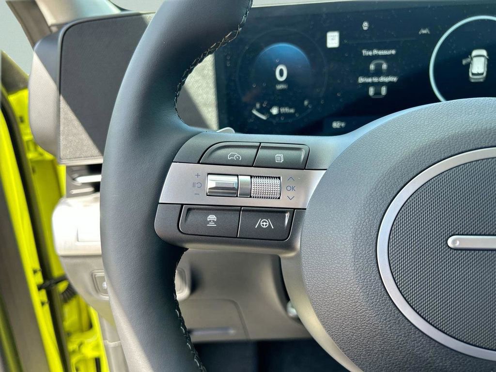 New 2026 Hyundai Kona Limited FWD image 32