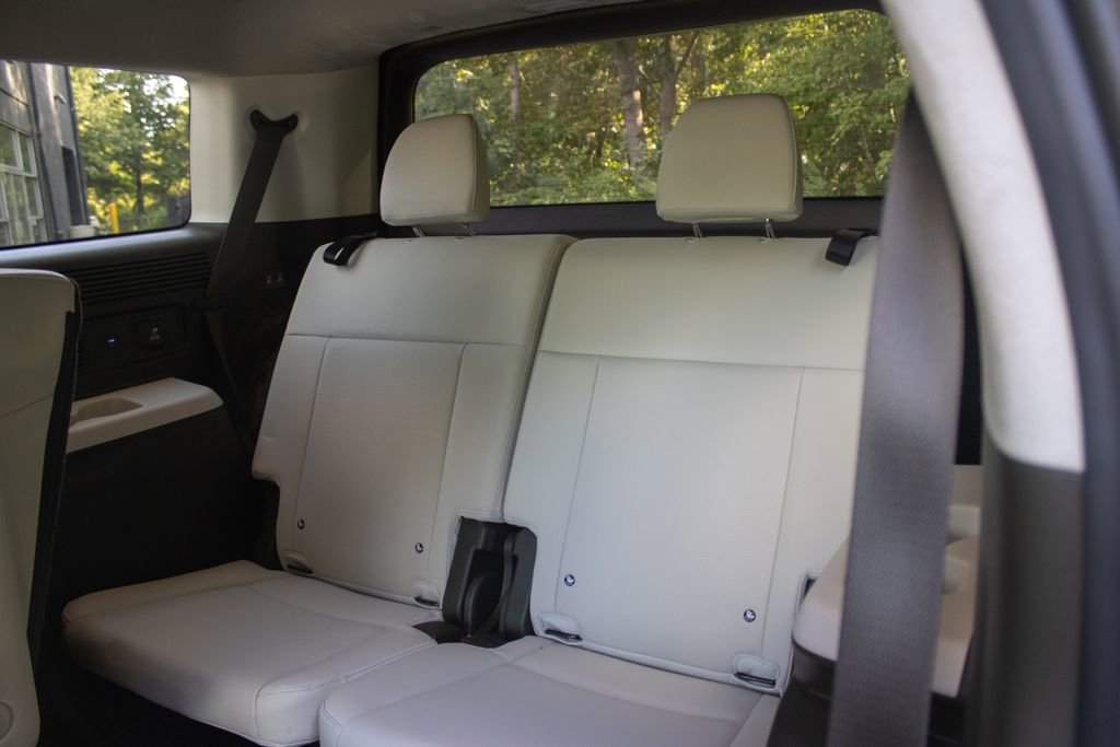 Used 2024 Hyundai Santa Fe Calligraphy image 20