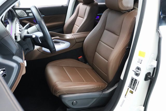 Used 2024 Mercedes-Benz GLE 450e 4MATIC w/ Driver Assistance Package image 17