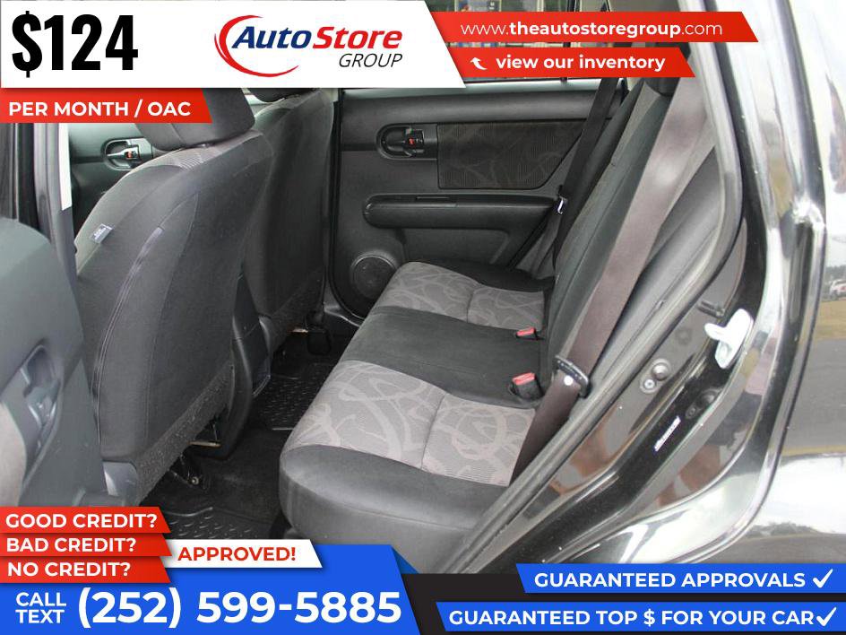 Used 2014 Scion xB FWD image 10