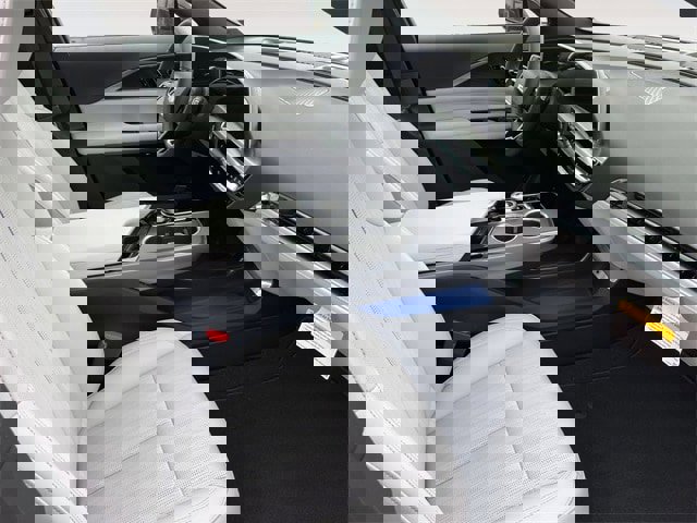 New 2025 Cadillac Lyriq Luxury image 15