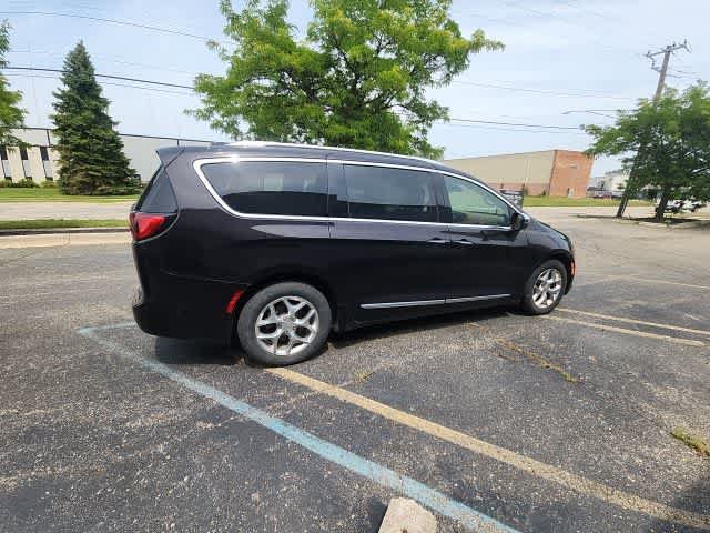 Certified 2019 Chrysler Pacifica Limited w/ Advanced Safetytec Group FWD image 12