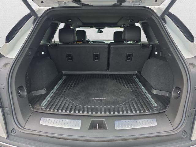 Used 2020 Cadillac XT5 Sportv w/ LPO, Floor Liner Package AWD/4WD image 12