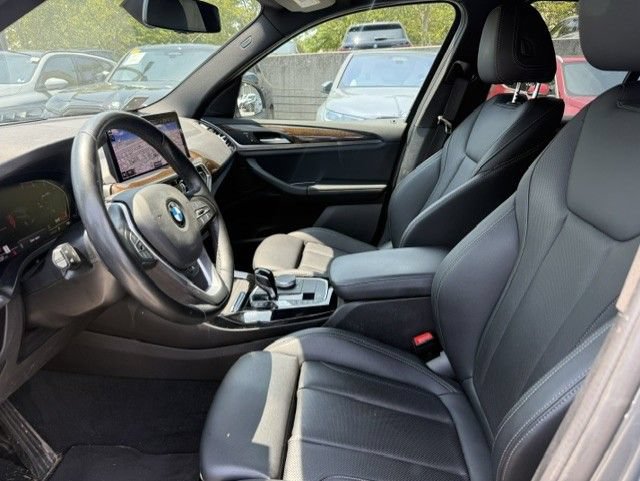 Used 2023 BMW X3 xDrive30i w/ Premium Package AWD/4WD image 3
