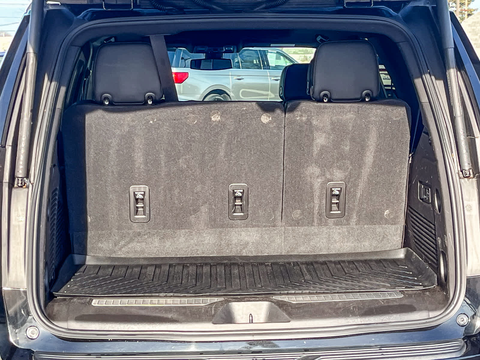 Used 2021 Chevrolet Tahoe Premier image 25