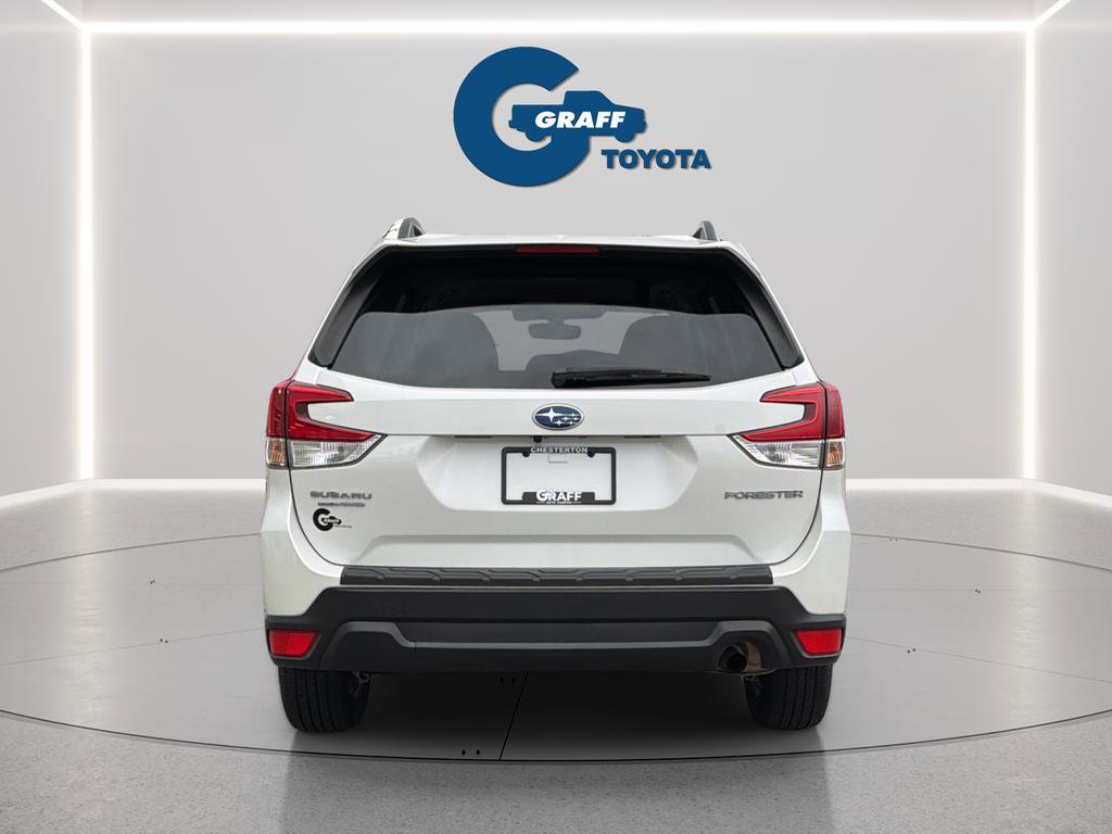 Used 2021 Subaru Forester Premium AWD/4WD image 6