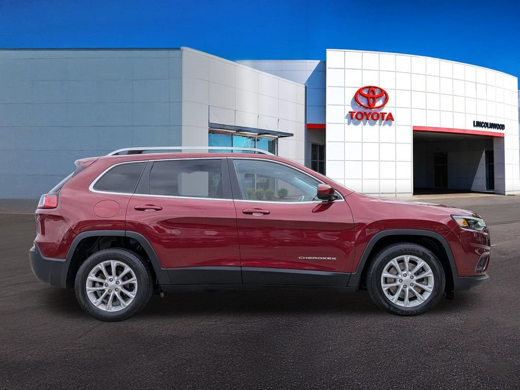 Used 2019 Jeep Cherokee Latitude w/ Popular Appearance Group FWD image 8