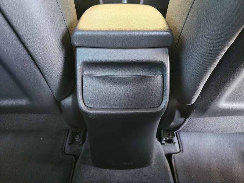 Used 2018 Hyundai Elantra SEL FWD image 62